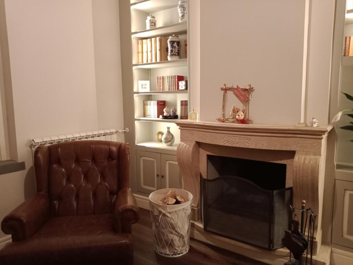 Bercos Deluxe Lägenhet Prato  Exteriör bild