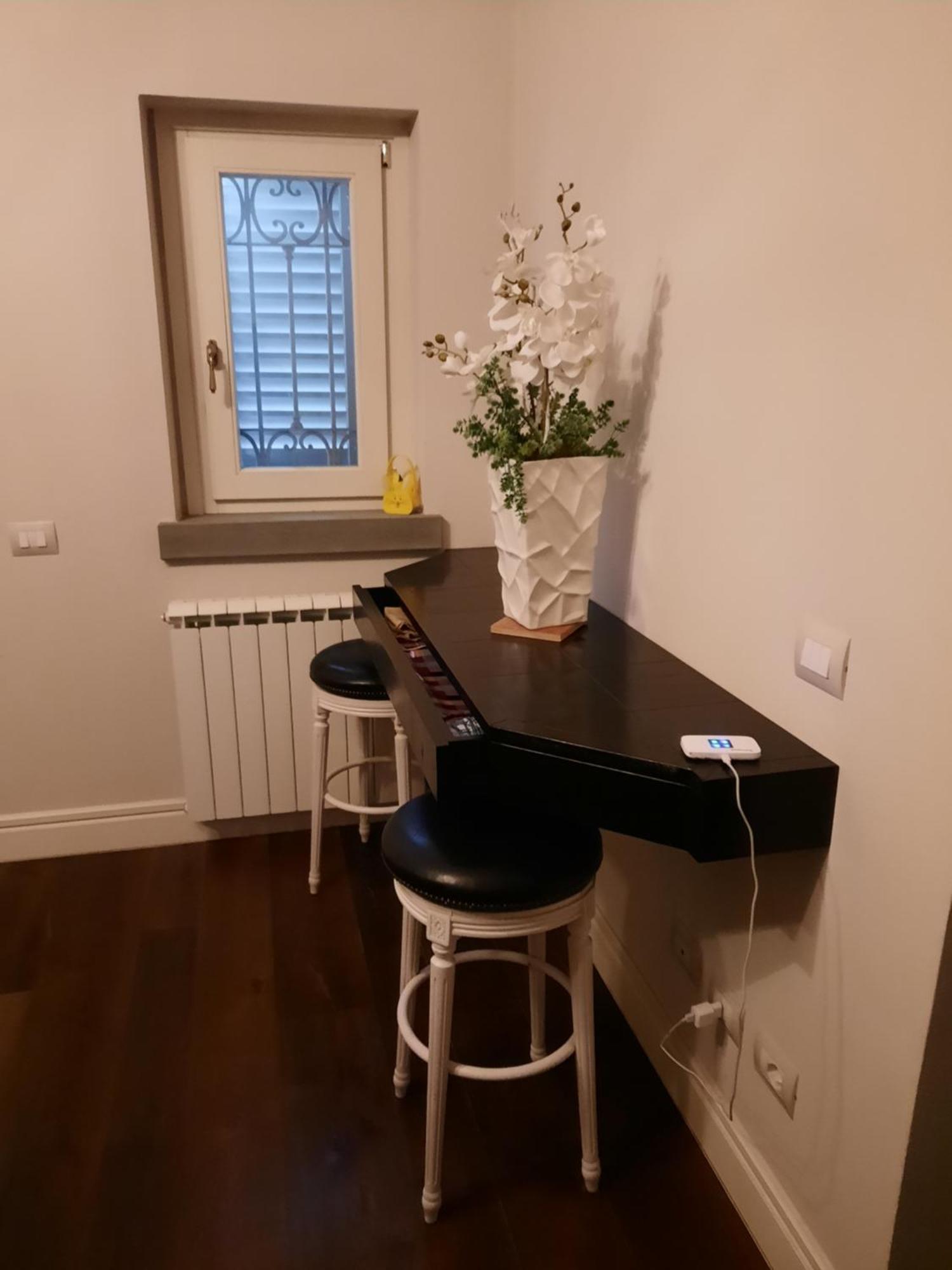 Bercos Deluxe Lägenhet Prato  Exteriör bild